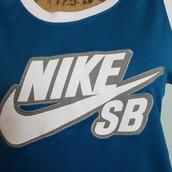 Tank - Picture 3 of 3